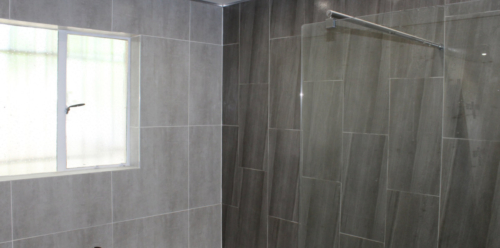 Feature Vertical Brick Pattern Tiling