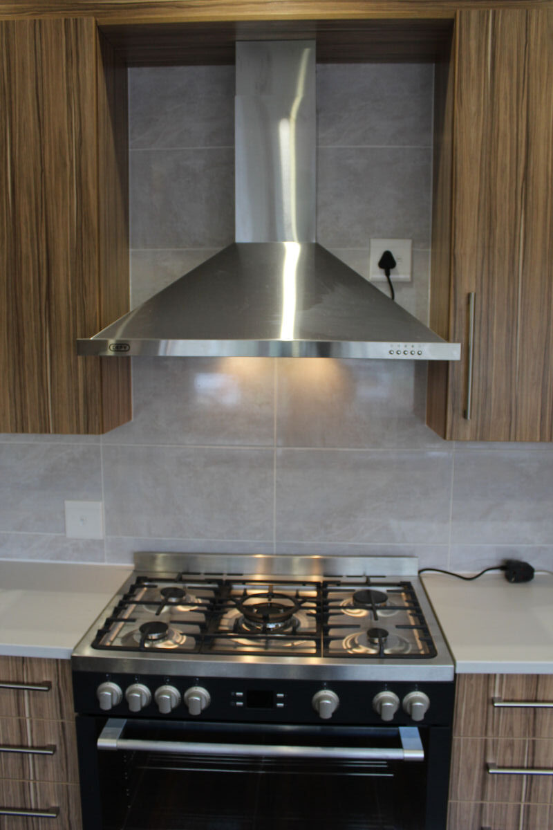 Gas Stove and hood extractor