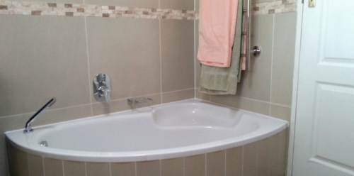 Isometric Corner Bath