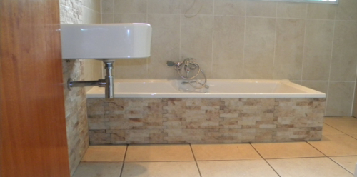 Stone Tile Bath Skirt